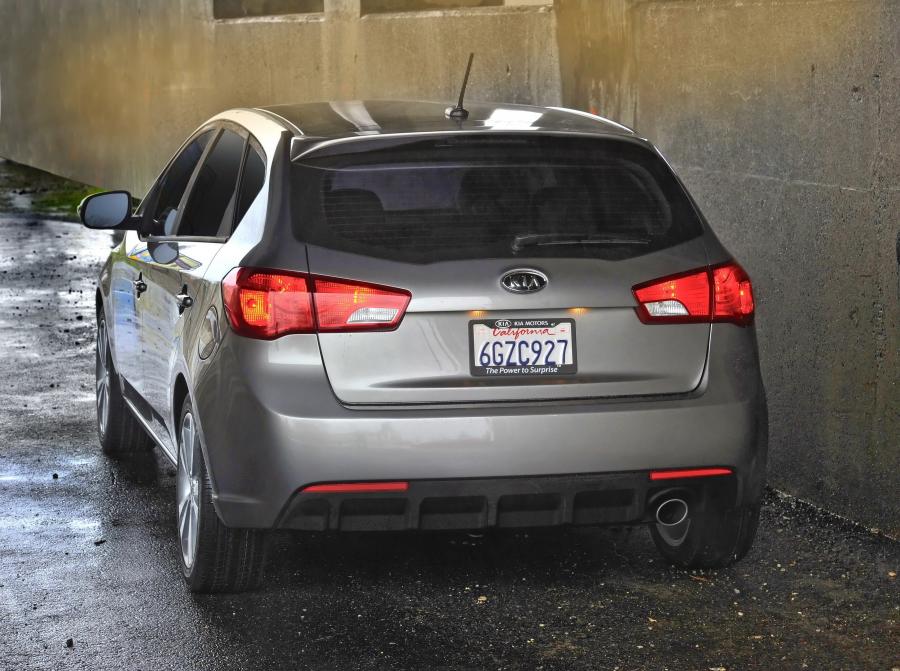  Kia Forte 5-Door 2011 года  (фото 89 из 89)
